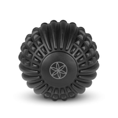 4. Piłka do masażu Gaiam z wypustkami 63938