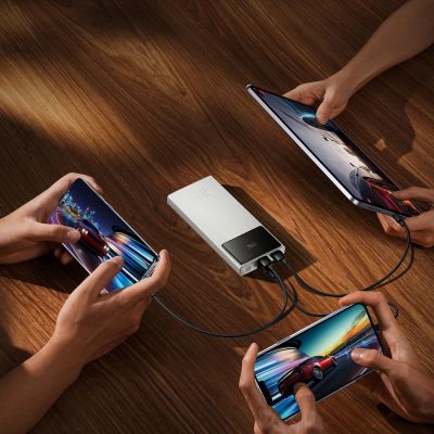 7. Powerbank Baseus Star-Lord 10000mAh 22,5W z wyświetlaczem cyfrowym i kablem USB-C 3A 30cm - biały