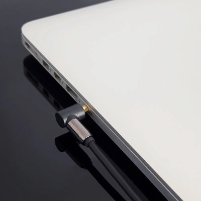 7. Wozinsky kabel AUX kątowy (męski-męski) kabel mini jack 2 m czarny