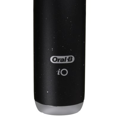 9. Szczoteczka Oral-B iO Series 10 Cosmic Black