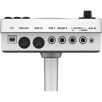 4. Behringer XD80USB Czarny