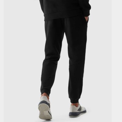 4. Spodnie 4F M 4FWSS24TTROM645 20S