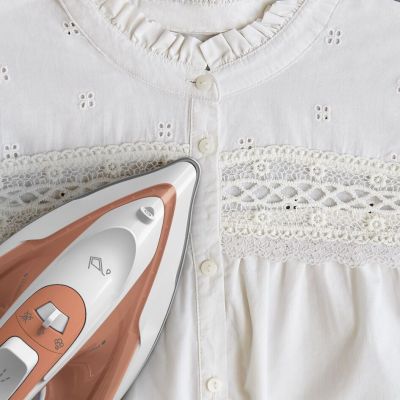 4. Żelazko TEFAL FV2C40E0 Virtuo