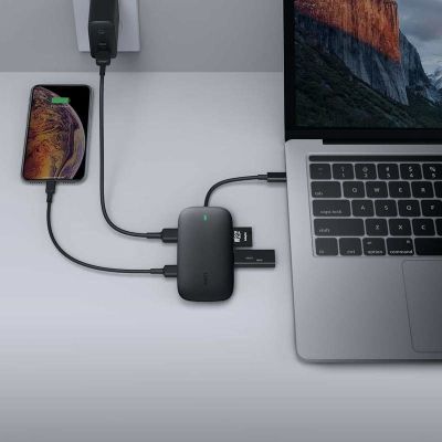 7. AUKEY HUB USB C CB-C71 8W1 RJ45 HDMI 4K PD 100W