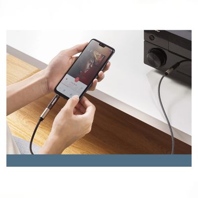 8. Ugreen adapter przejściówka audio z 3.5mm (męski) na 6,35mm mini jack (żeński) szary (AV168)