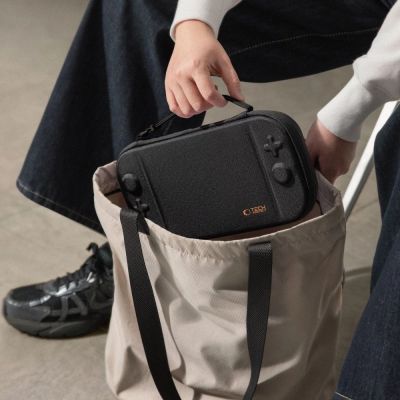 9. Etui Tech-Protect Slim Pouch na Nintendo Switch 2 - czarne