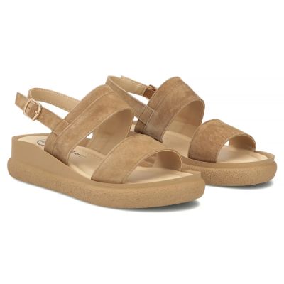 4. Skórzane sandały damskie na koturnie camel Filippo DS7746