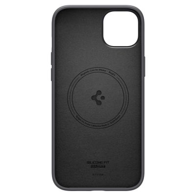 5. Etui Spigen Silicone Fit Mag z MagSafe na iPhone 14 Plus - czarne