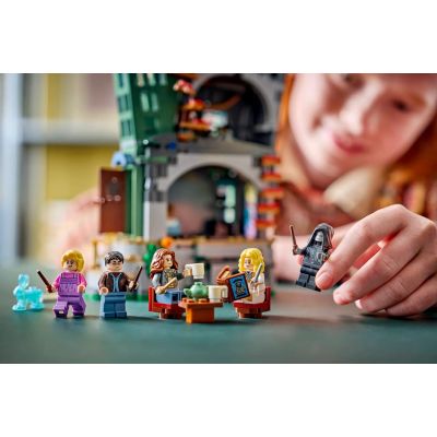 22. LEGO Harry Potter 76467 Dom Luny Lovegood