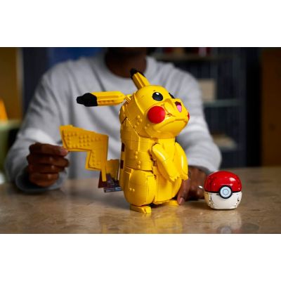 8. LEGO Pokemon 72152 - Pikachu i Pokeball