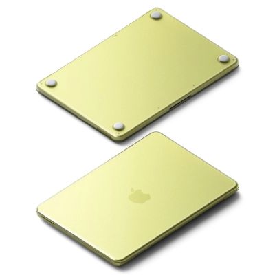 4. Etui Ringke Slim na MacBook Neo 13" - przezroczyste matowe