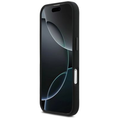 5. Etui BMW M Silicon Vertical Logo MagSafe na iPhone 17 - czarne