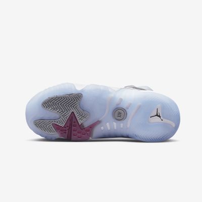 6. Dziecięce Buty sportowe Air Jordan Jumpman Two Trey (GS) - DQ8431-103