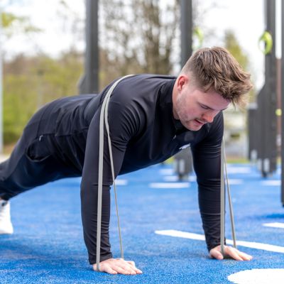16. VIRTUFIT PRO GUMA FITNESS POWER BAND ŚREDNIA ŻÓŁTA