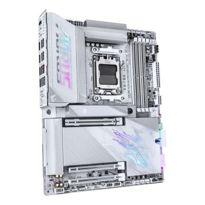 4. GIGABYTE X870E AORUS PRO X3D ICE AMD X870E Gniazdo AM5 ATX