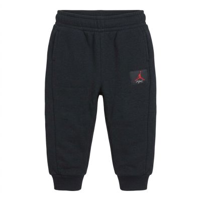 6. Dres dziecięcy Air Jordan Fight 5 Set czarny - 655991-023