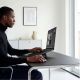 14. Podstawka pod laptopa Spigen SlimFold LD201-S6 - szara