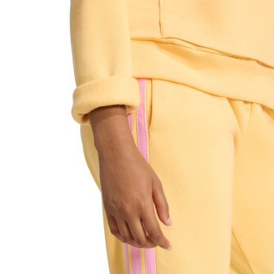 5. Bluza damska adidas Essentials Small Logo Feel Cozy Hoodie żółta KC5281