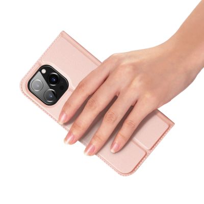 6. Etui do iPhone 15 Pro pokrowiec z klapką i portfelem Dux Ducis Skin Pro - różowe