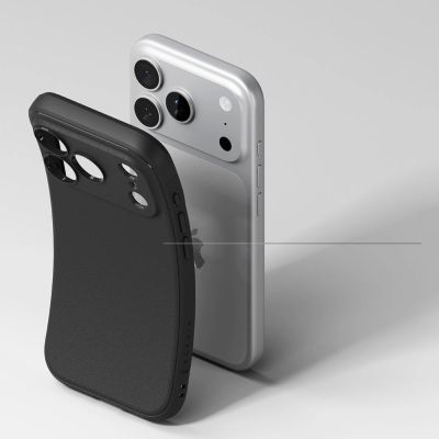 4. Etui Ringke Onyx na iPhone 17 Pro - czarne