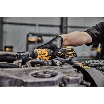 2. DeWALT DCF513N-XJ wkrętak zasilany/zakrętark udarowy