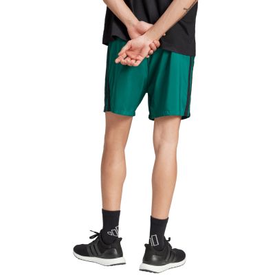 8. Spodenki adidas Essentials 3-Stripes Chelsea M JW1910