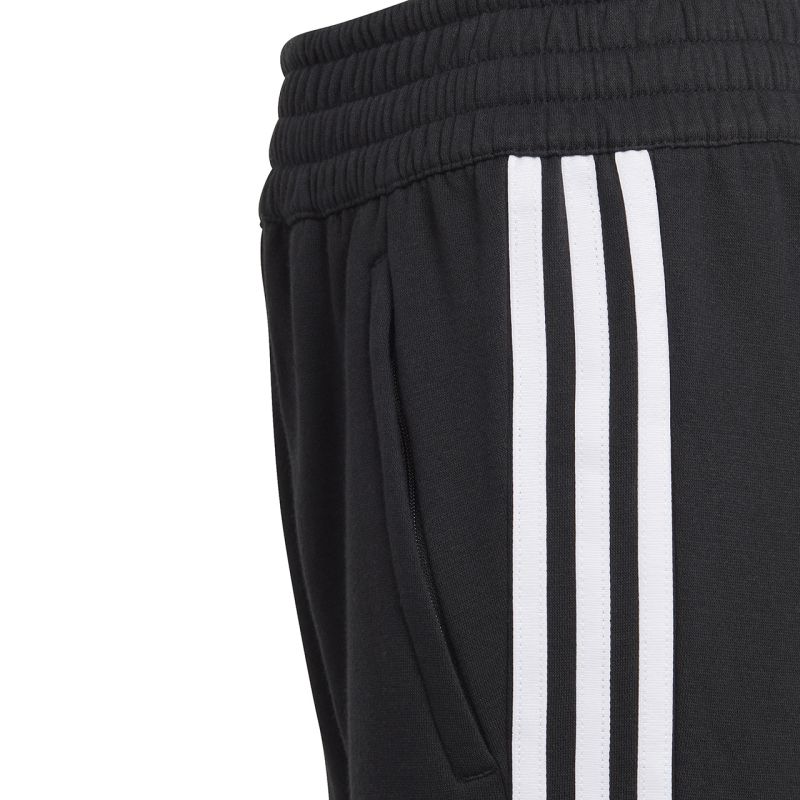 15. Spodnie adidas Tiro 23 League Sweat Jr HS3614