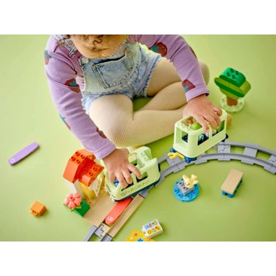 8. LEGO DUPLO TOWN 10427 Most i Tory Kolejowe - Zestaw Rozszerzający