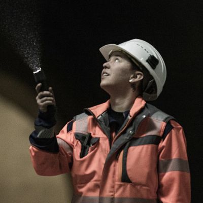 7. Latarka Ledlenser P7R Pro