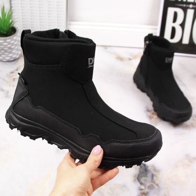 8. Wodoodporne śniegowce ocieplane DK Jr DK58A czarne