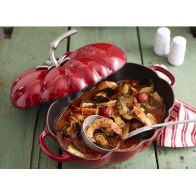 2. Garnek żeliwny owalny pomidor STAUB 40511-774-0 - czerwony 2.5 ltr