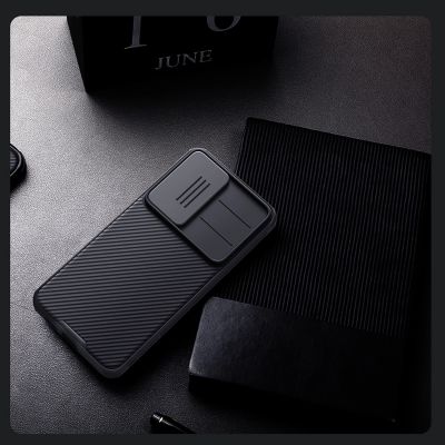 13. Etui Nillkin CamShield Pro na Samsung Galaxy S25 z osłoną na aparat - czarne