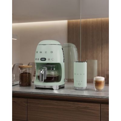 25. Smeg MFF02PGEU spieniacz / podgrzewacz do mleka Automatyczny spieniacz/podgrzewacz do mleka Zielony