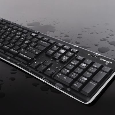 8. Klawiatura membranowa Logitech MK270 920-004508 (USB (Radio 2.4 GHz); kolor czarny)