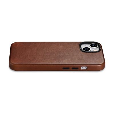 2. iCarer Oil Wax Premium Leather Case skórzane etui iPhone 14 Plus magnetyczne z MagSafe brązowy (WMI14220703-RB)