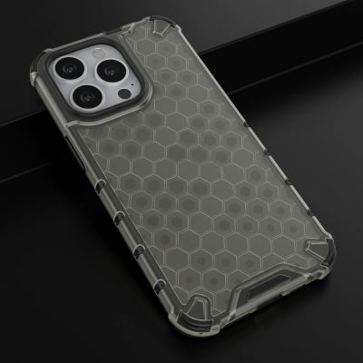 14. Honeycomb etui pancerny pokrowiec z żelową ramką iPhone 13 Pro czarny