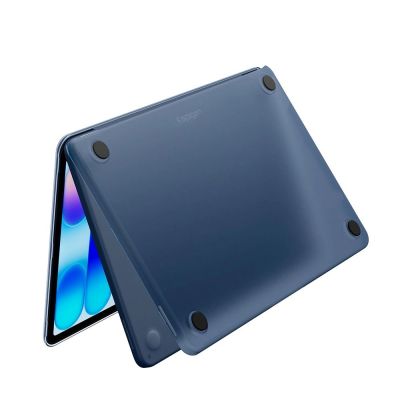 5. Etui Spigen AirSkin na MacBook Neo 13" 2026 - granatowe matowe