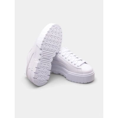 11. Buty Puma Mayze Classic W 384209-01