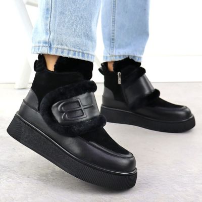 7. Botki ocieplane Potocki W WOL90A czarne