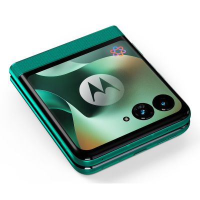 33. Motorola Razr 70 5G 256 GB Sporting Green
