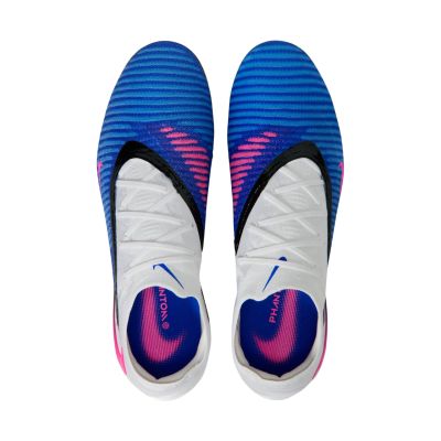 4. Buty piłkarskie Nike Phantom 6 Elite AG-PRO HQ2335 446