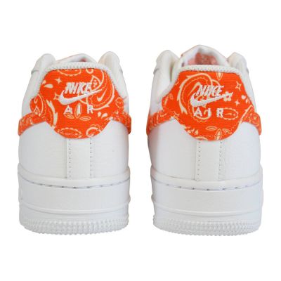 5. Buty damskie Nike Air Force 1 '07 Białe - DJ9942-102