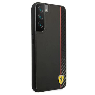 4. Etui Ferrari On Track Carbon Stripe na Samsung Galaxy S22+ - czarne