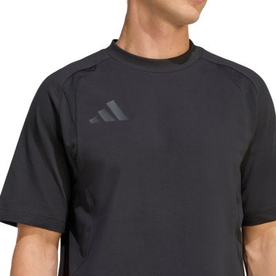 4. Koszulka męska adidas Tiro 26 Travel Tee czarna JM5543