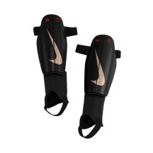 Ochraniacze piłkarskie Nike Charge czarne DX4608 011