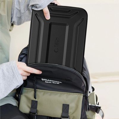 11. Pokrowiec Tech-Protect Kevlar Pro na laptopa 15-16" - czarny