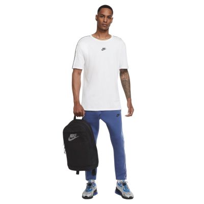 20. Plecak Nike Elemental Backpack DD0562 010