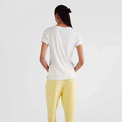 3. Koszulka O'Neill Essentials T-Shirt W 92800430162