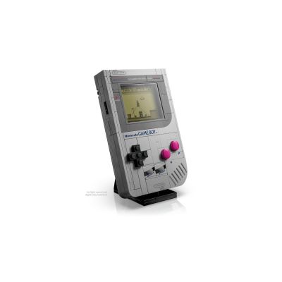 6. LEGO SUPER MARIO 72046 Game Boy
