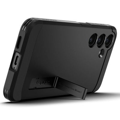4. Etui Spigen Tough Armor na Samsung Galaxy S24 - czarne